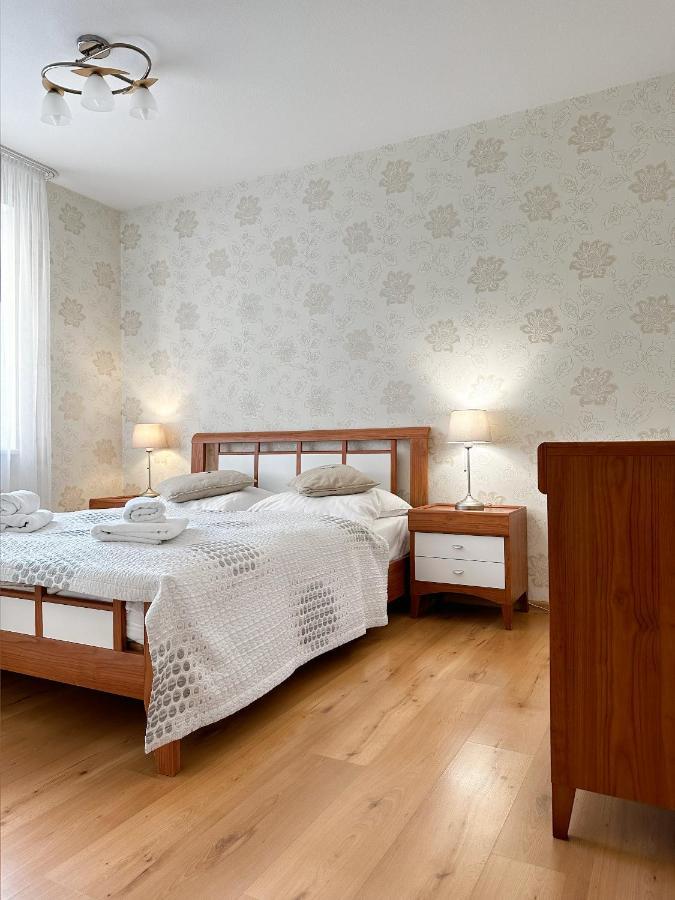 Pensjonat Przy Deptaku W Centrum Polanicy Zdroj Поляница-Здруй Экстерьер фото